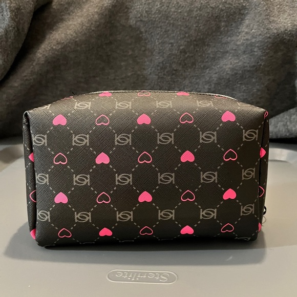 bebe Black Pink Heart Logo Cosmetic Makeup Bag NWT Y2K - Picture 2 of 7